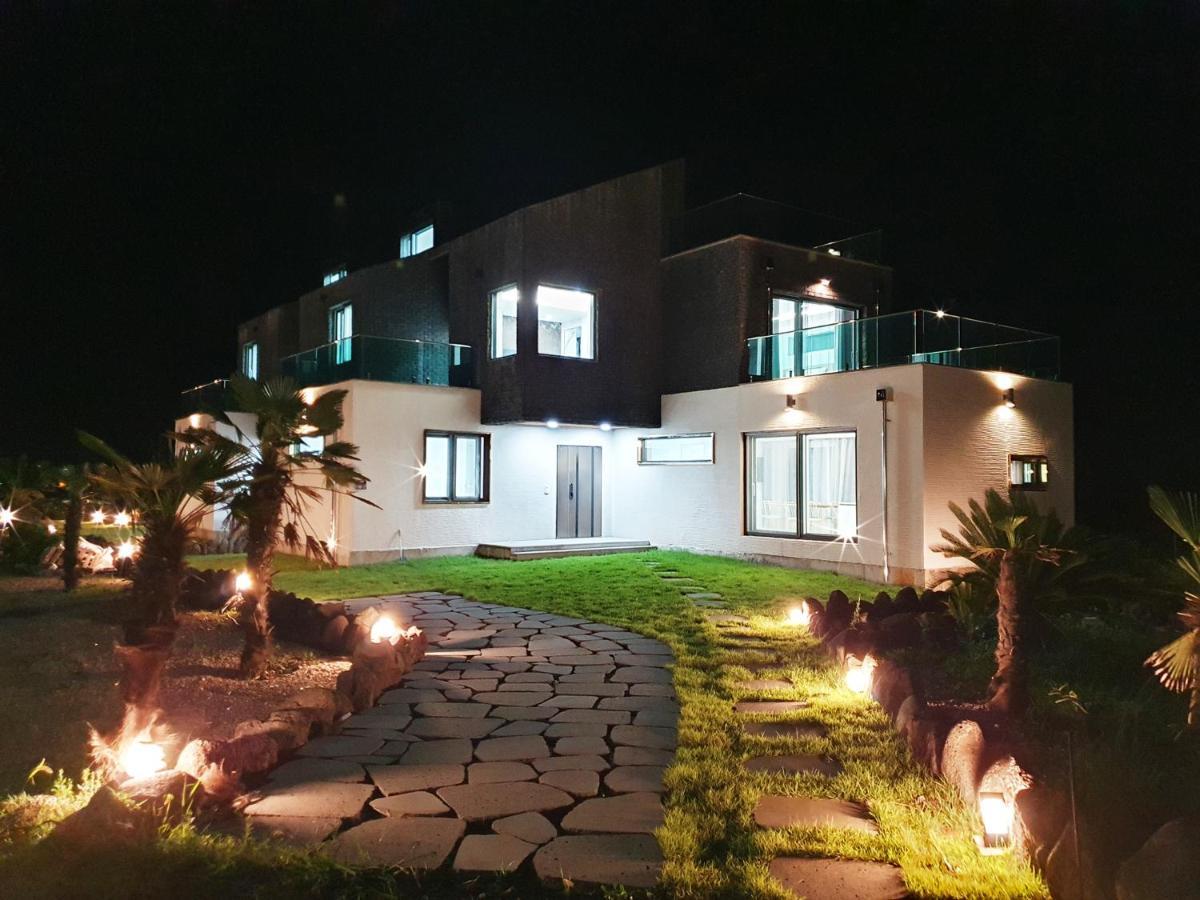 Memoria Resort Seogwipo Eksteriør bilde